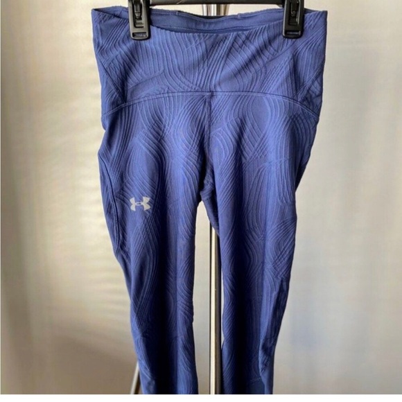 Under Armour Fly Fast Jacquard dark blue crop leggings - Picture 1 of 14